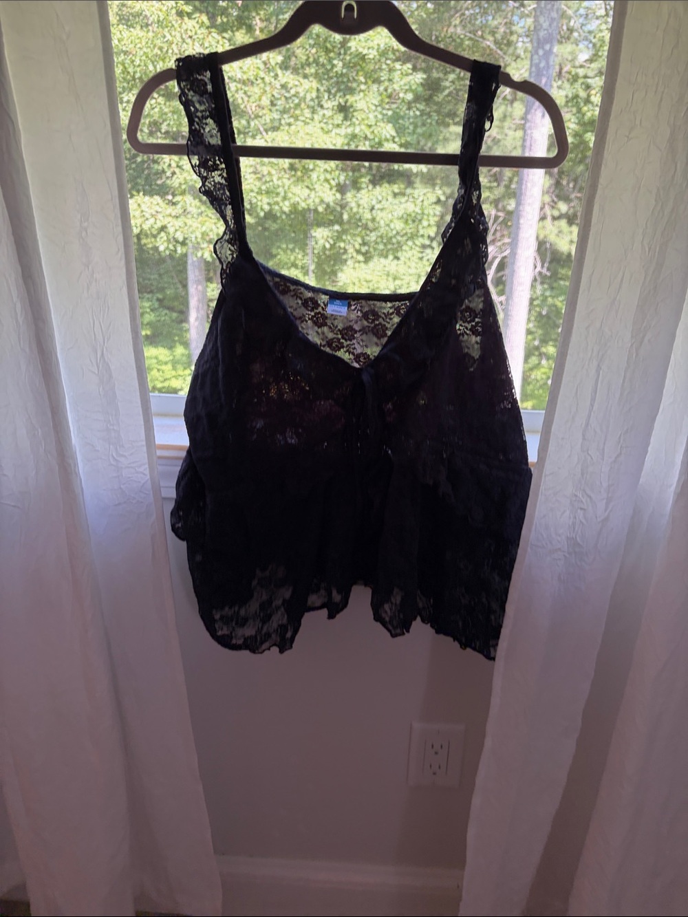 Old Navy navy Lace Camisole - XL Tall nwt